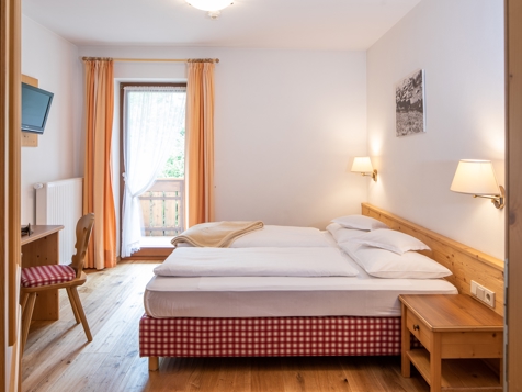 Standardzimmer image 6