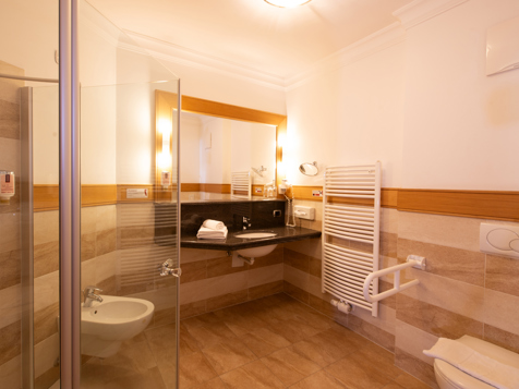 Standardzimmer Gampen image 13