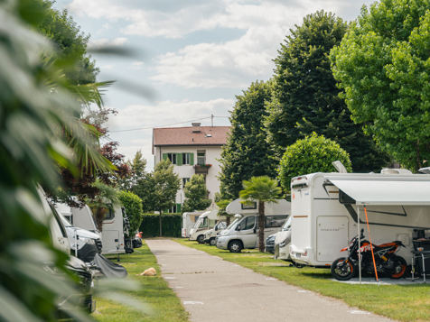 Stellplatz Typ "Classic" 70-90 m² image 1