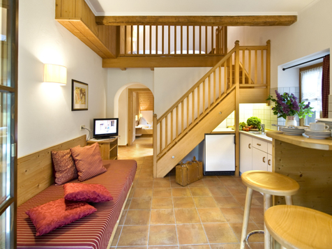 Studio BASE Family image 6