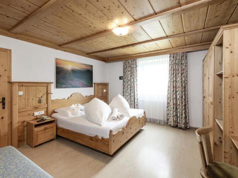 Suite Alpine Rose image 1