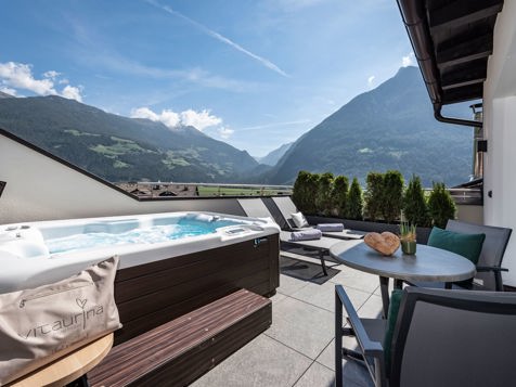 SUITE AMORE MIT HOT-WHIRLPOOL image 4