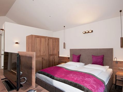 Suite De Luxe/Panorama Penthousesuite Kirchsteiger image 4