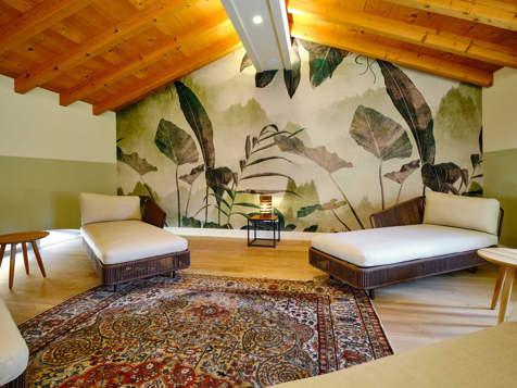 SUITE-12