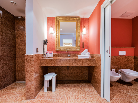 Suite Fameli Deluxe image 7