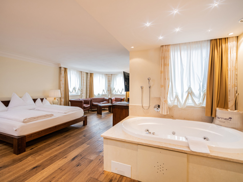 Suite Fameli Exclusive image 8