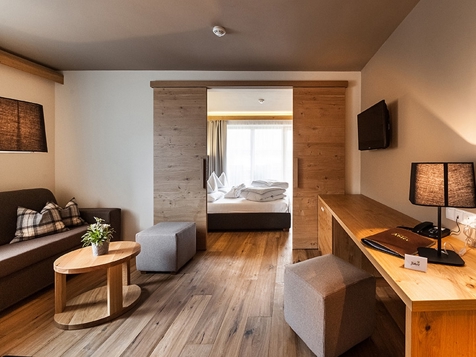 Suite Herren von Rasen image 1