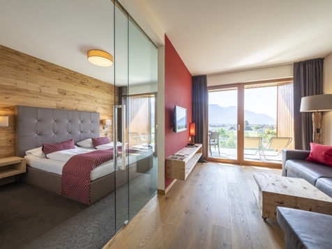 Suite in residence image 4