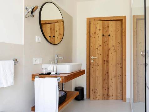 Suite lato sud con loggia e vista Odle image 5