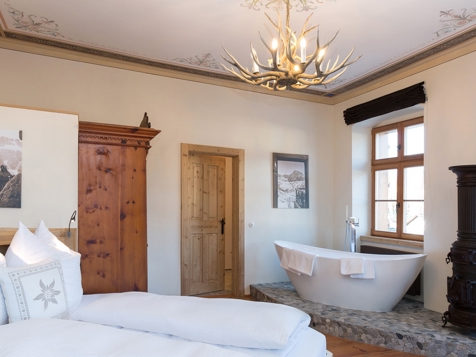 Suite  Portenheim image 1