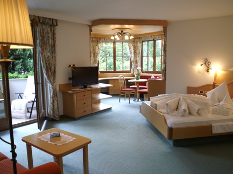 Suite Verdi in the tower image 3