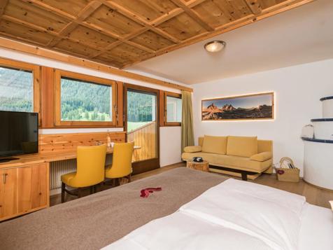 Sundial room image 7