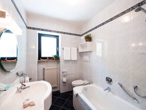 Sunnenseit, Süd-Westbalkon, 50m² image 6