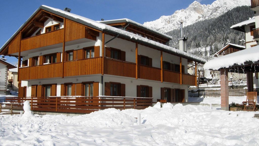 4_-foto-esterno-residence-inverno-copia-scaled.jpg