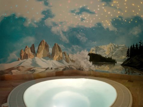 Hotel Lavaredo - Lake Misurina in Belluno