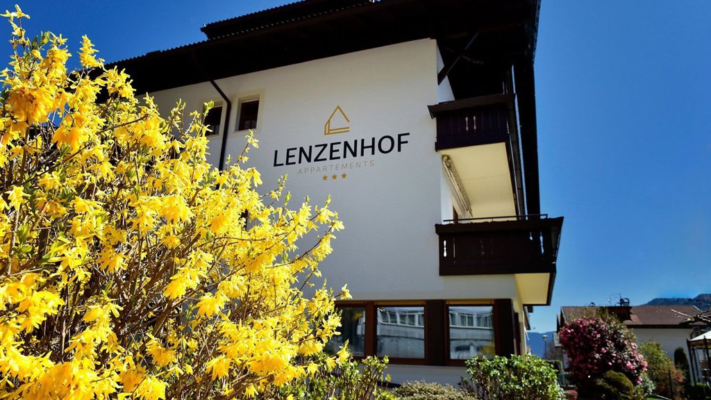 715fb51ac938f8920250f6ec61f9ab5c31c8379d-lenzenhof-partschins1.jpg