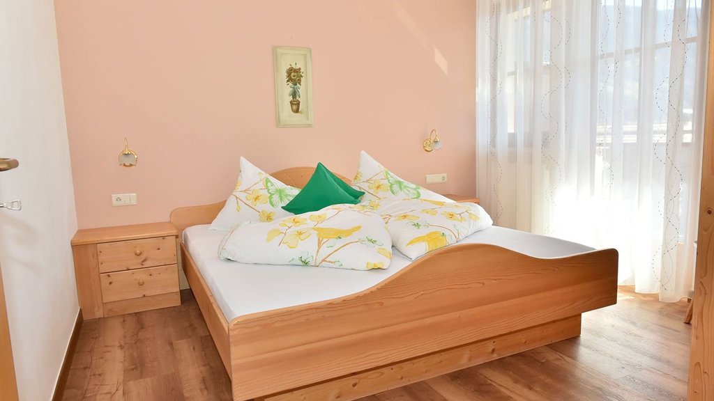 bff0bdbff30bec42b2fd6ab9779761f1bcfea21d-appartement-kamelie1.jpg