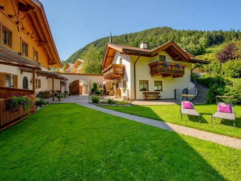 Sonnenresidenz Apartments Kastelruth - Kastelruth im Seiser Alm-Schlerngebiet