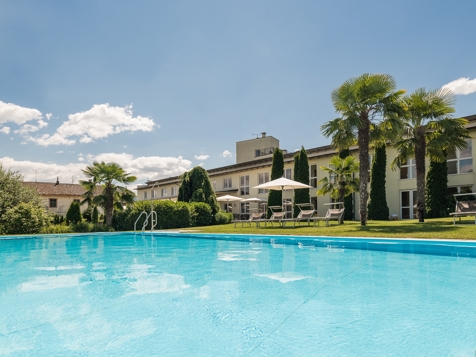 Hotel Mandelhof - Girlan in Southern South Tyrol