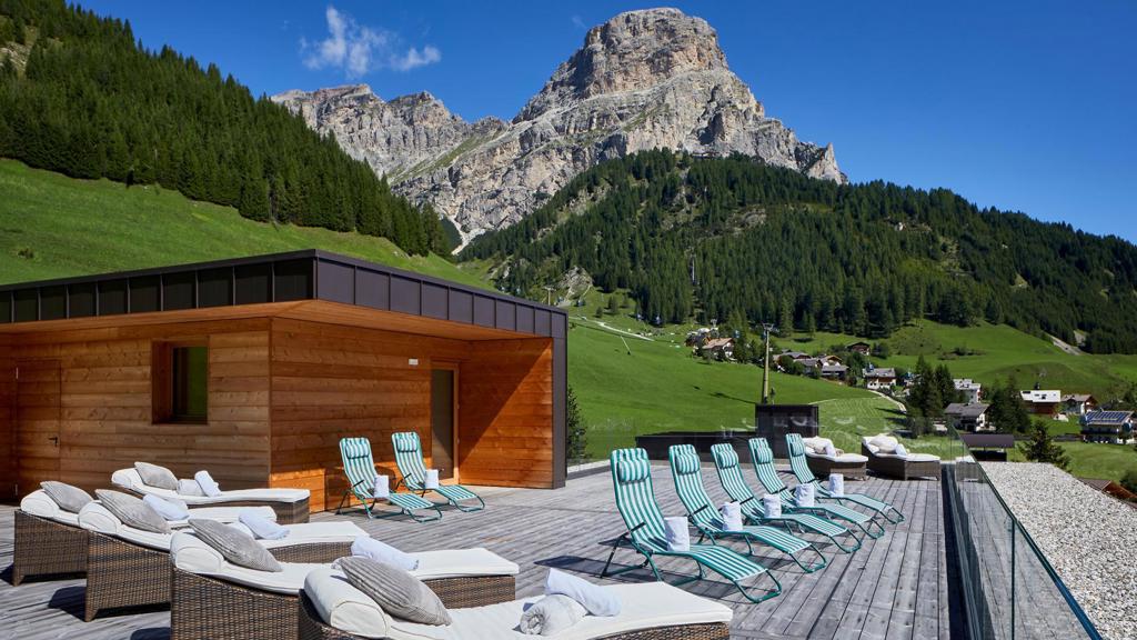 relax-auf-der-dachterrasse-hotel-mezdi.jpg