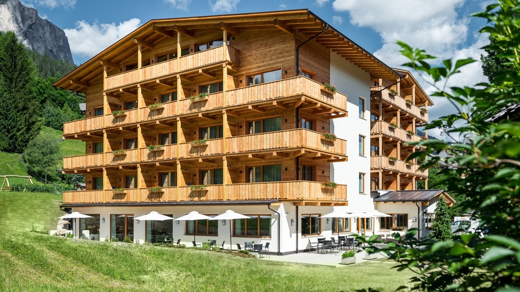 Hotel Miramonti - Hotel a Pedraces in Alta Badia / Alto Adige