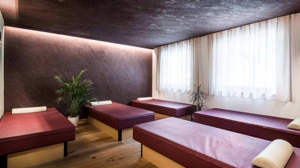 hotel_miramonti_alta_badia_wellness_fitness_001.jpg