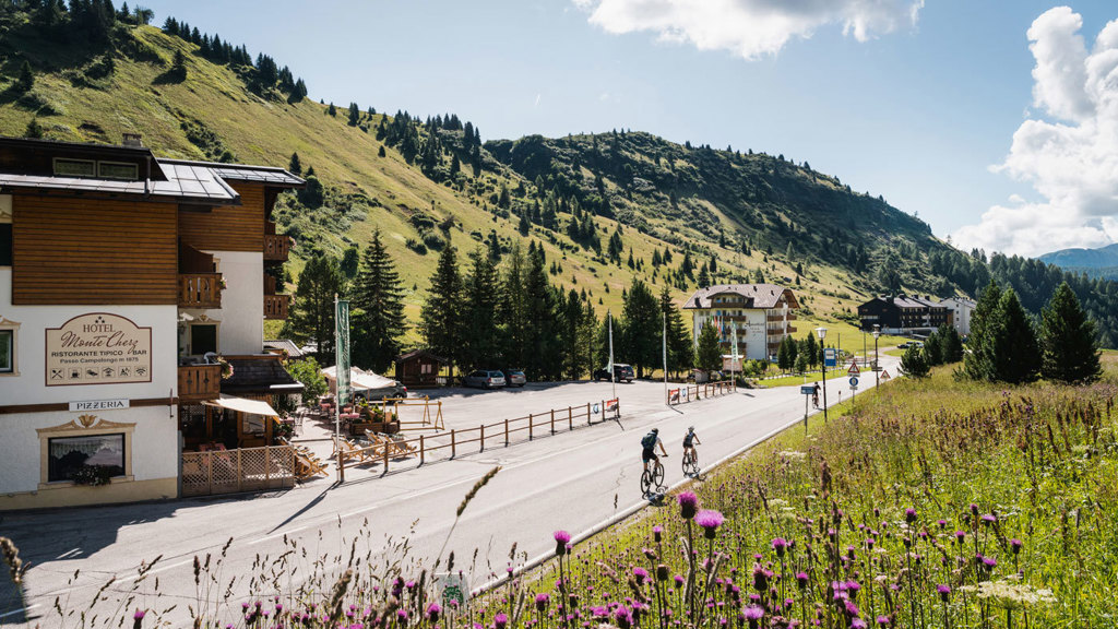 passo-campo-longo-estate-1.jpg