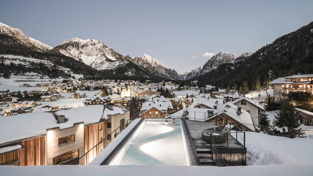 Excelsior Dolomites Life Resort - Hotel in St. Vigil in Enneberg am Kronplatz / Südtirol