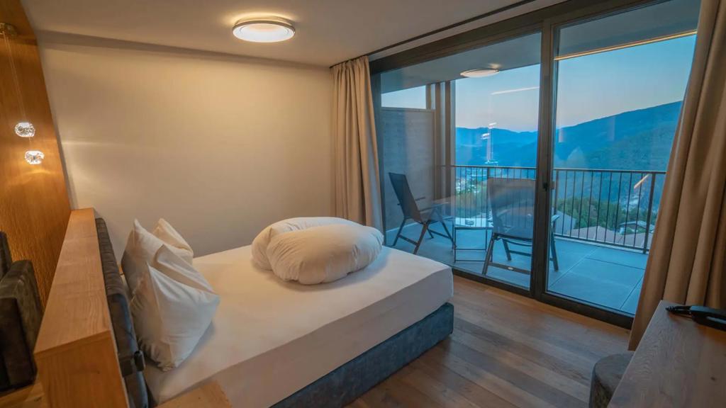 Panorama Deluxe Suite.jpg