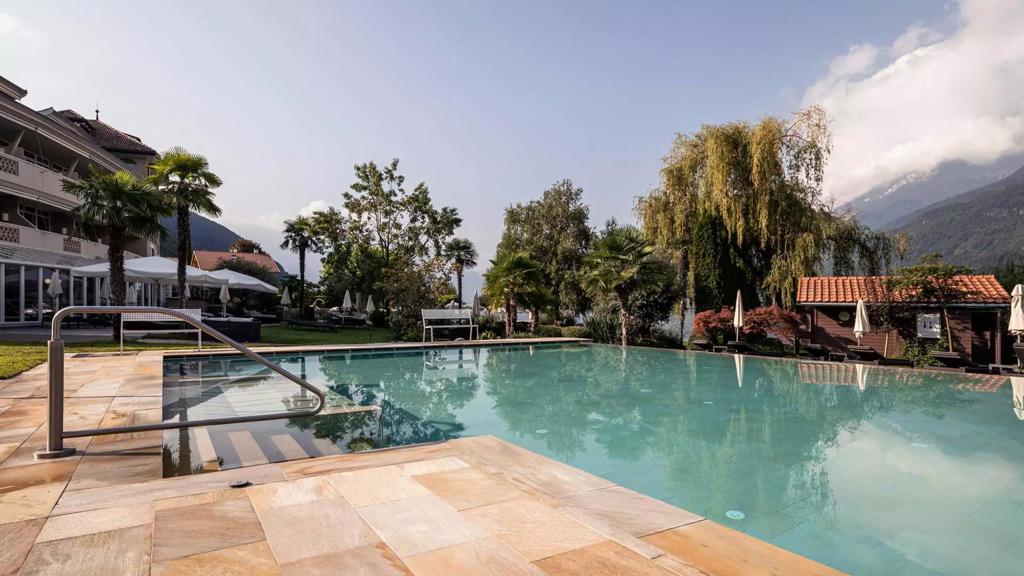 aussenpool-web-1049.jpg.jpg