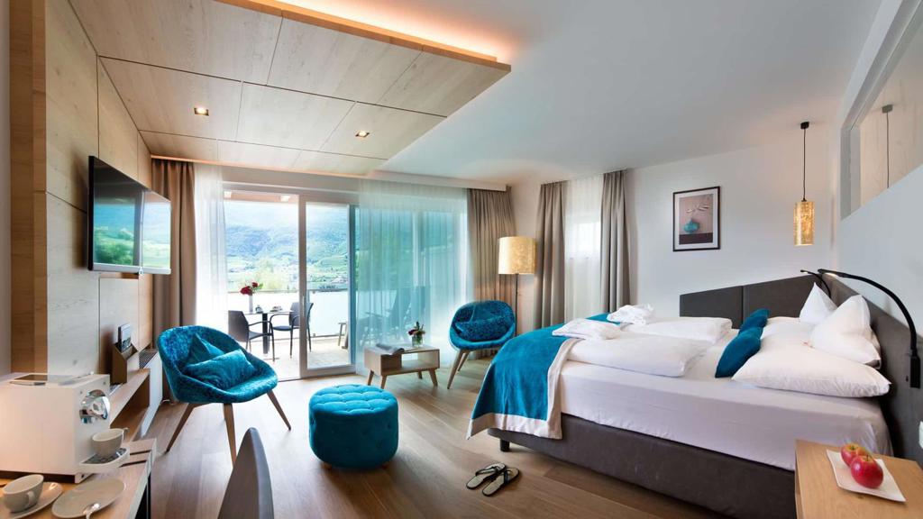parc_hotel_garden_suite_04.jpg
