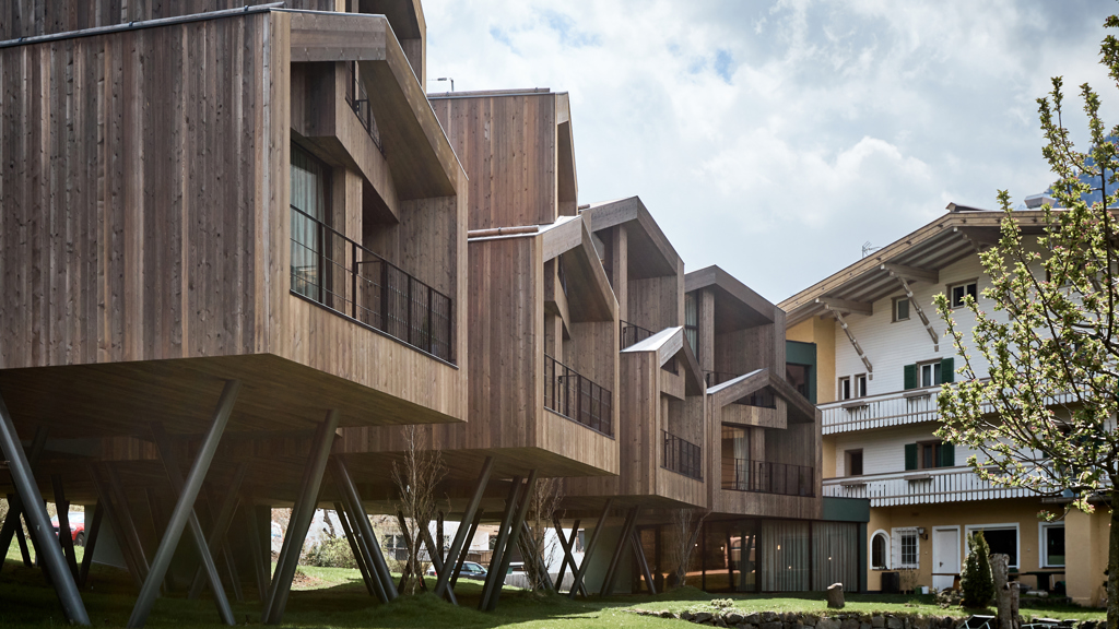 Floris_Green_Suites_by_Parc_Hotel_Florian_Sanikal_044_Aussenaufnahme_Tauber_Andreas.jpg