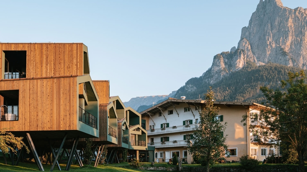 Parc Hotel Florian - Hotel in Seis am Schlern at Seiser Alm-Schlern / South Tyrol