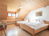 ┬®rotwild_Zimmer_10_1142.jpg