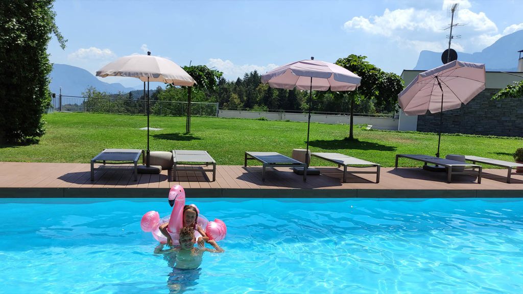 01-familienurlaub-ferienwohnungen-residence-liesy-tisens-meranerland.jpg