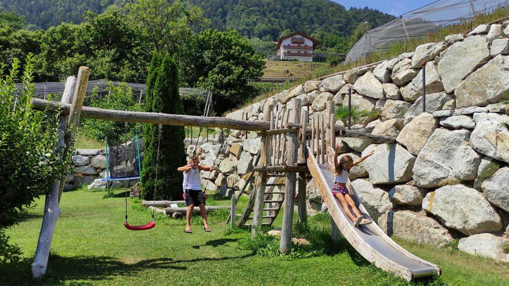02-familienurlaub-ferienwohnungen-residence-liesy-tisens-meranerland.jpg