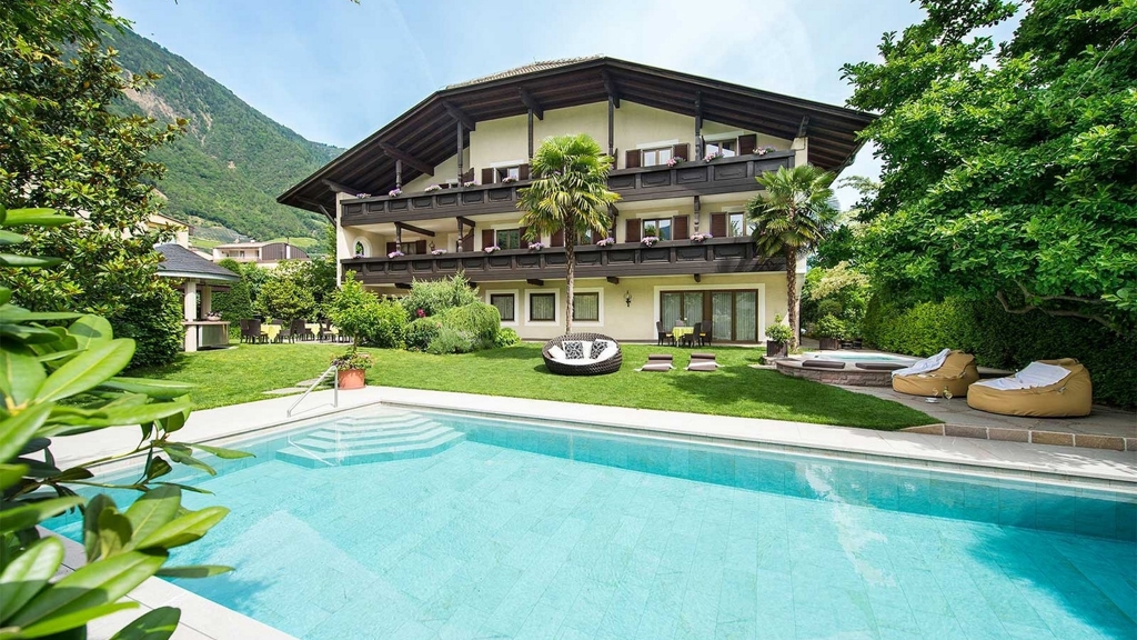 Hotel Verena - Hotel in Lana in Meran and environs / Zuid-Tirol