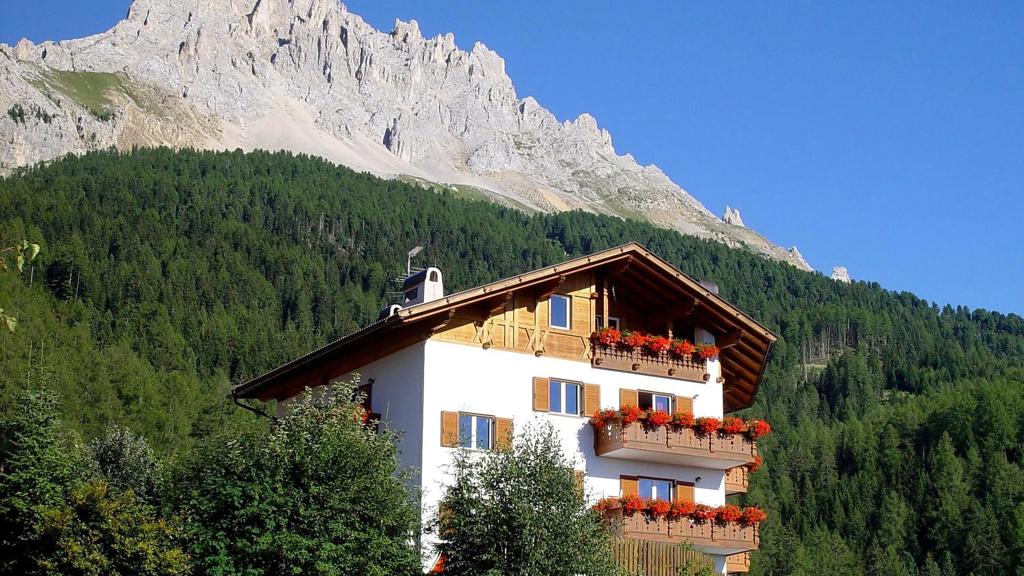 web-rendition-4 (10).jpg