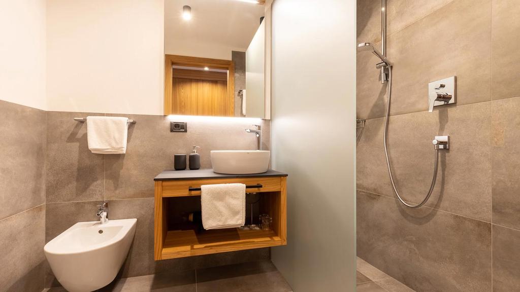 web-rendition-4 (6).jpg