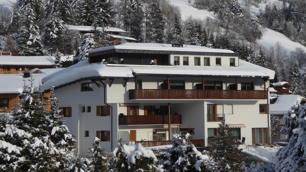 Residence Plan de Corones - Apartment / Residence in St. Vigil in Enneberg at Mt. Kronplatz / Zuid-Tirol