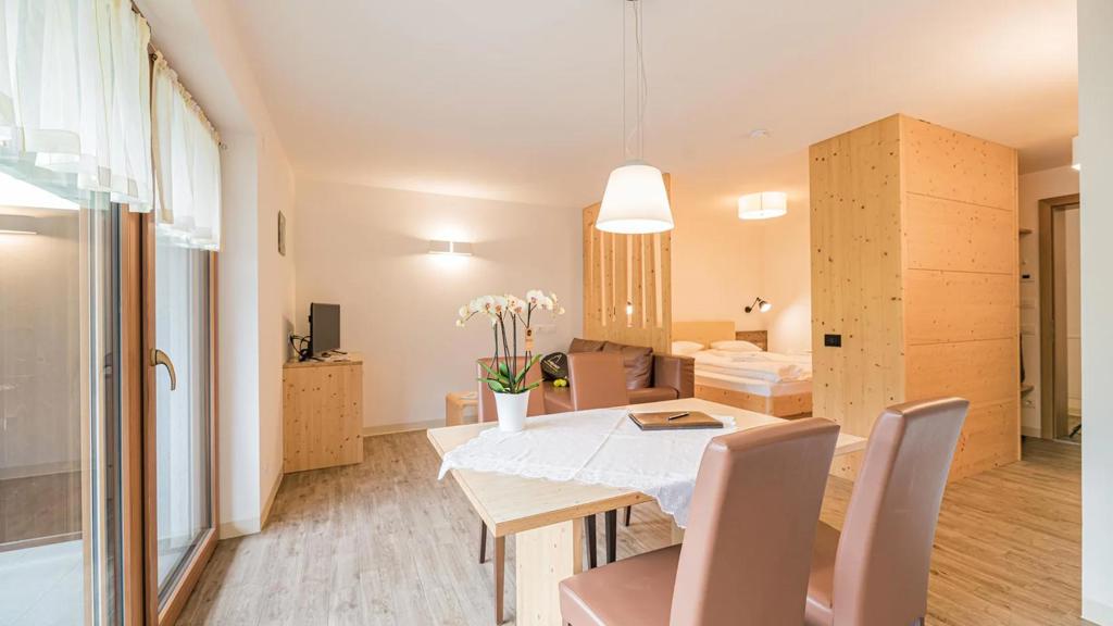 web-rendition-3 (18).jpg