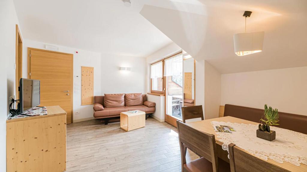 web-rendition-3 (20).jpg