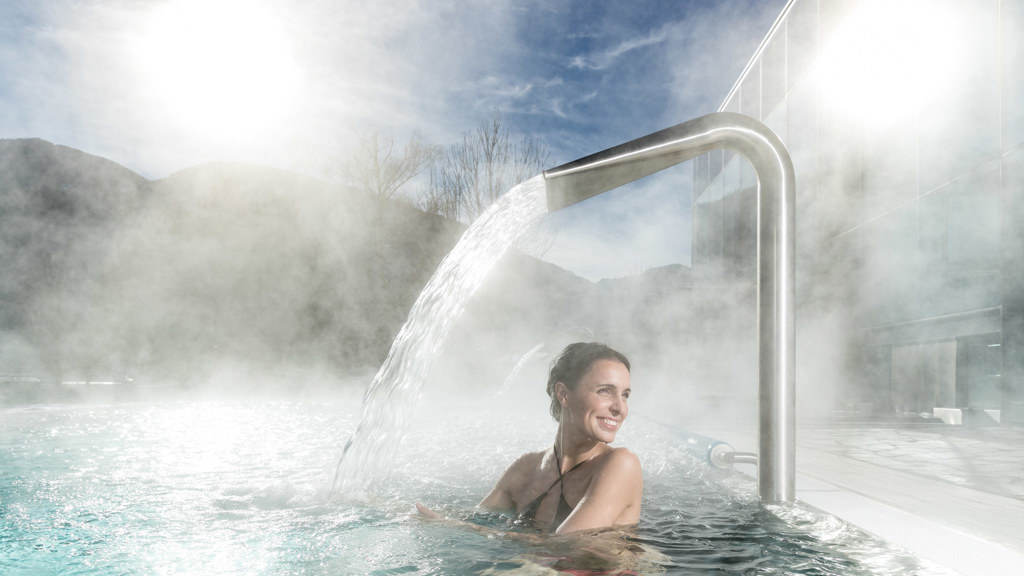 Balneum Sterzing_Außenpool Winter_Foto Klaus Peterlin.jpg