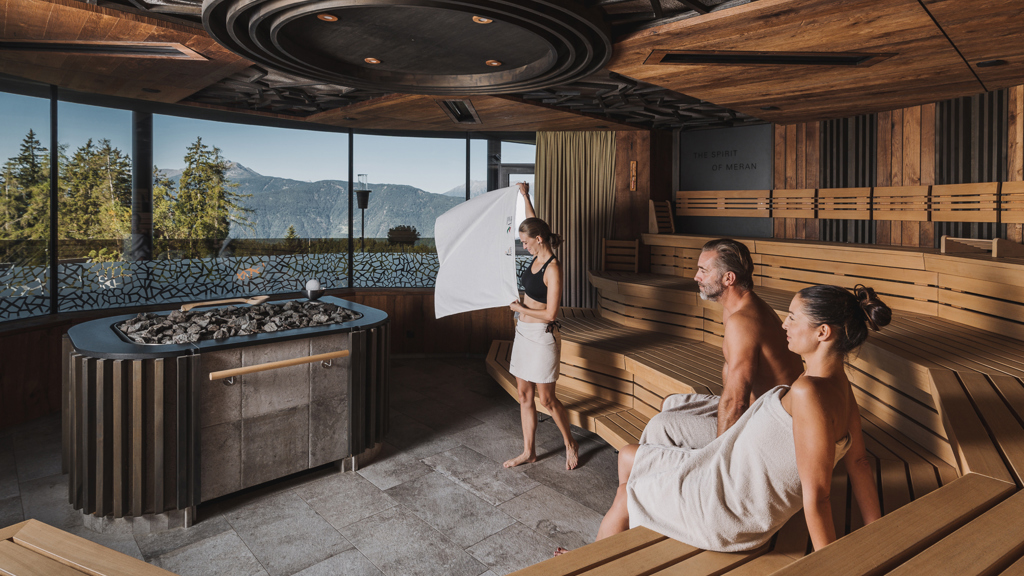 Hotel Mirabell_LowRes-23.jpg