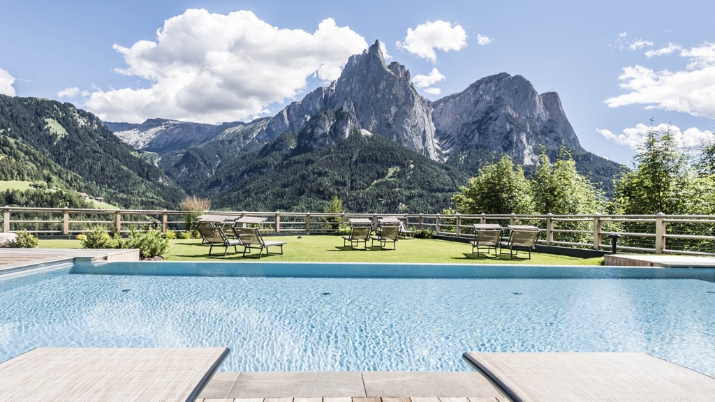 Sonus Alpis - Hotel in Kastelruth at Seiser Alm-Schlern / Południowy Tyrol