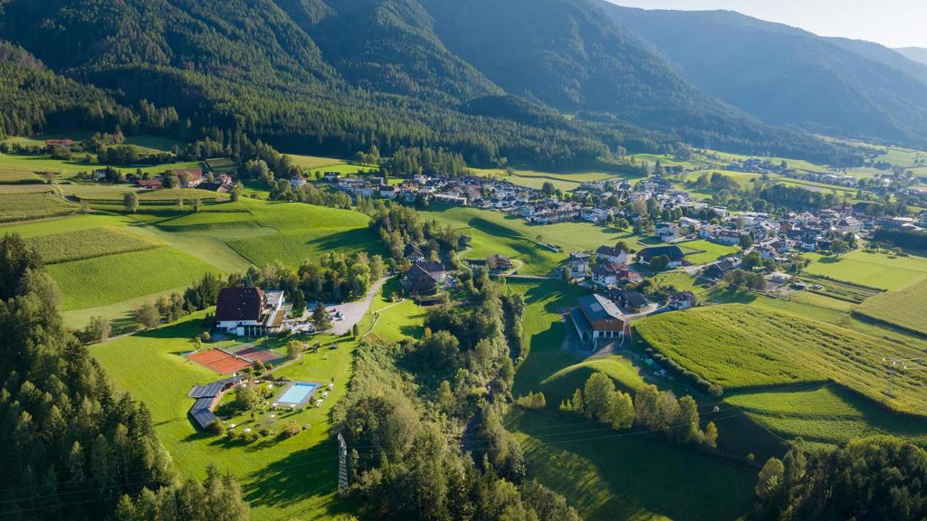 csm_2023-hotelanlage-DJI_20230925172220_0042_D-HDR_c_becknaphoqwto_ffc7f68a06.jpg