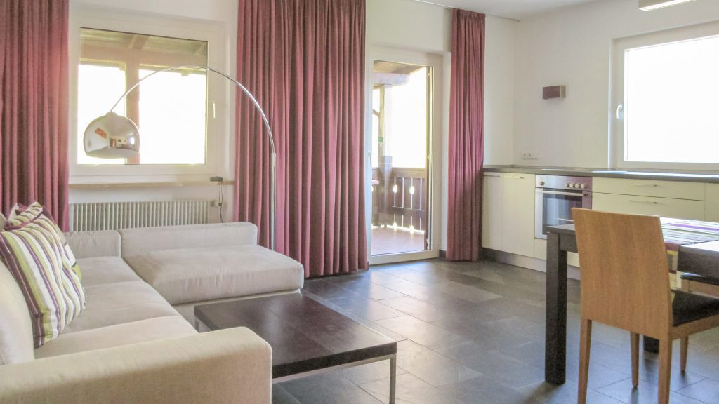 Runggnerhof - Appartamenti / Residence a Termeno sulla Strada del Vino della Bassa Atesina / Alto Adige