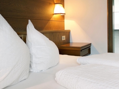 Pension Sattlerenglhof - Latsch in Vinschgau