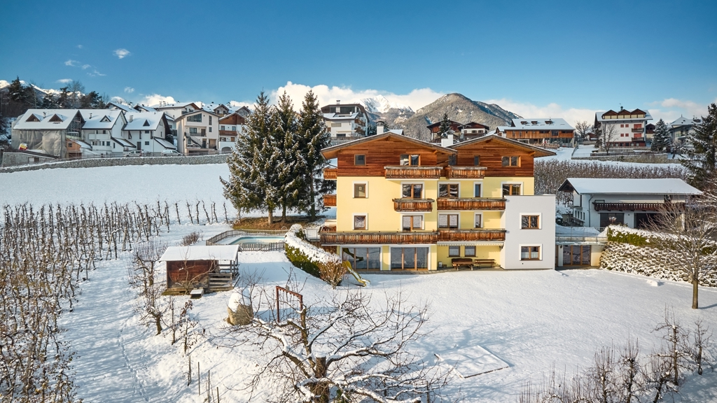 Residence Schiestlhof - Ferienwohnung / Residence in Natz-Schabs im Eisacktal / Südtirol