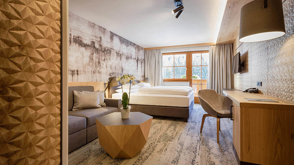 junior-suite-latemar-6.jpg